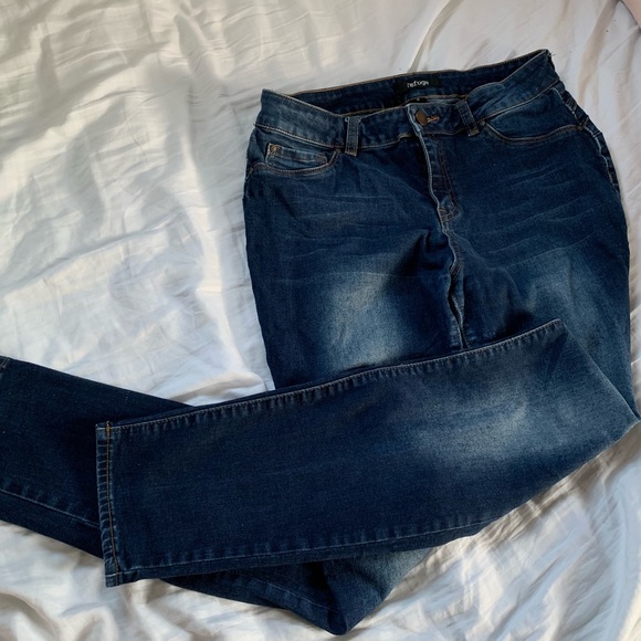 Refuge Dark-Wash Jeans - Picture 1 of 3